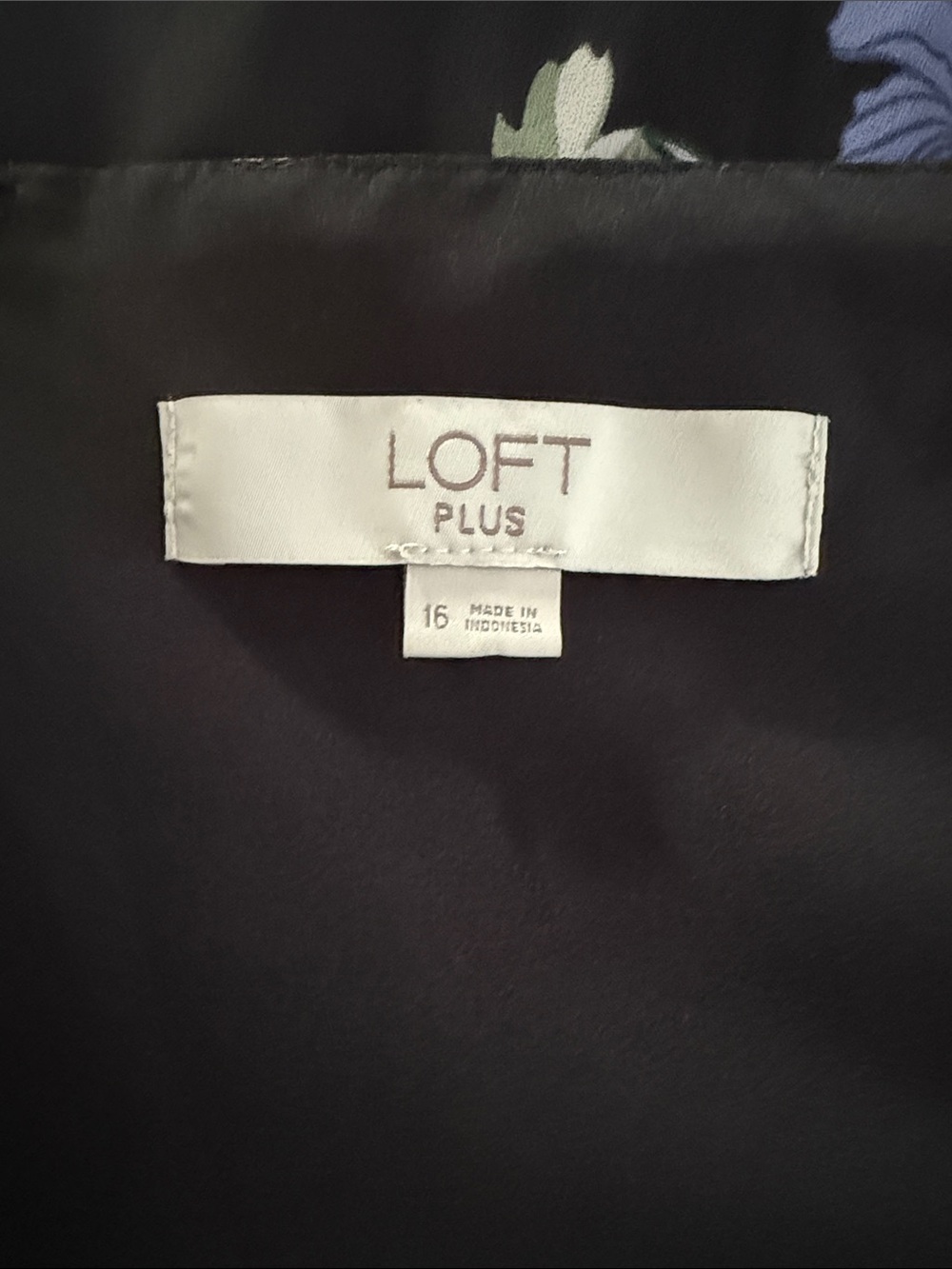 LOFT Black Floral Long-Sleeve plus size Shift midi Dress - Picture 5 of 6